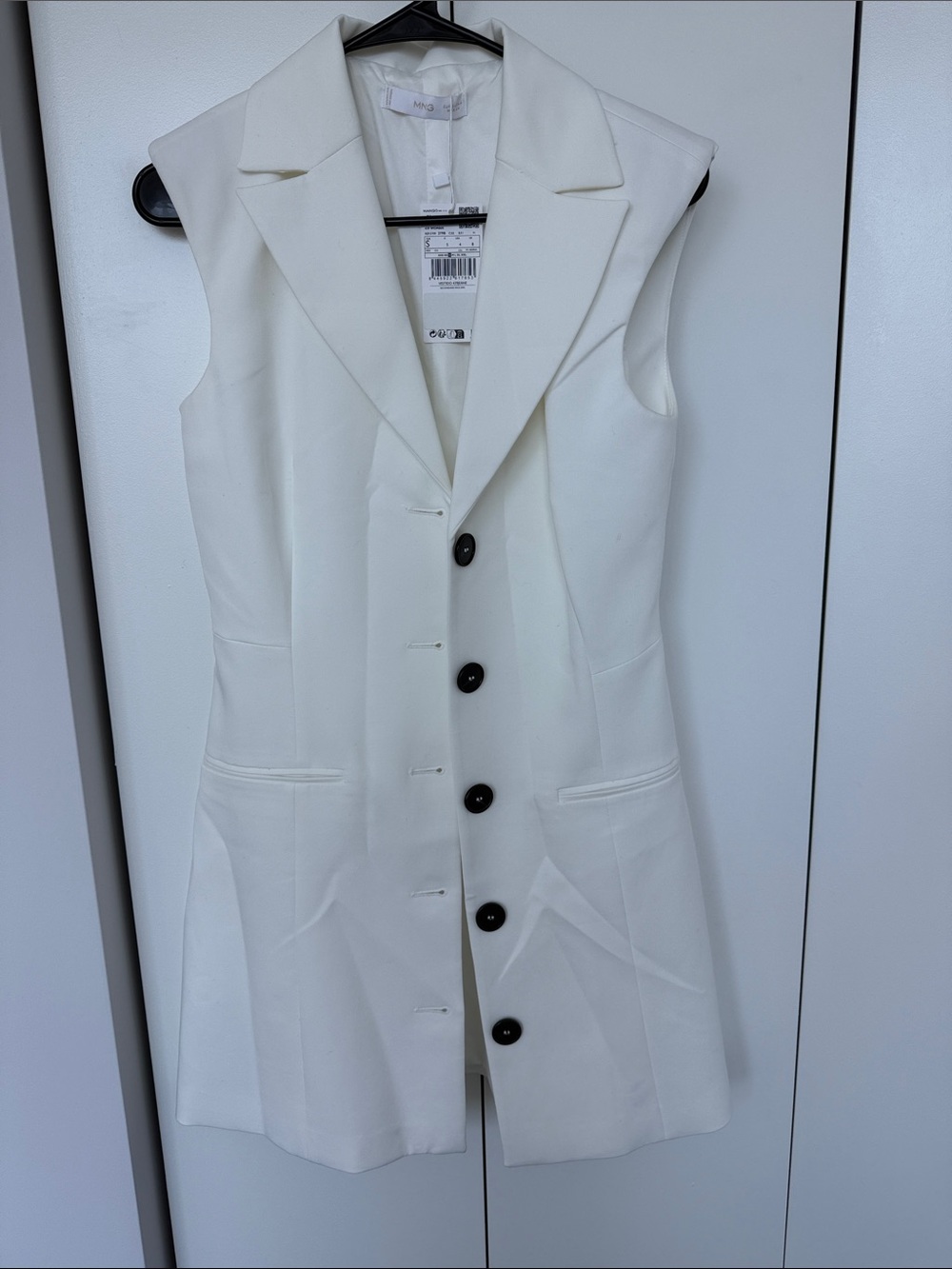Mango Sleeveless dress in White